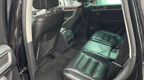 Maner usa dreapta fata Volkswagen Touareg 7P 2013 SUV 3.0