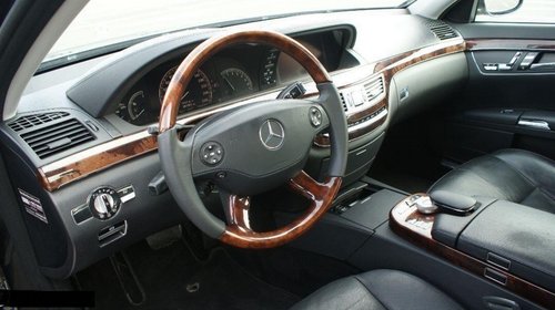 Maner usa dreapta spate Mercedes S-Class W221 2006 BERLINA 3500