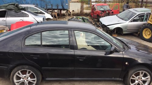 Maner usa dreapta spate Skoda Octavia 2004 SE