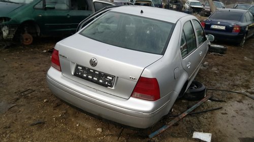 Maner usa dreapta spate VW Bora 2003 Berlina 1.9TDI