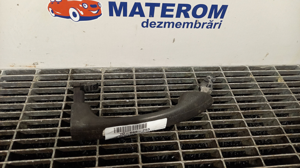 MANER USA SPATE DREAPTA MERCEDES C-CLASS C-CLASS - - (2000 2007)