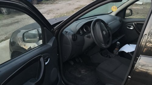 Maner usa stanga fata Dacia Duster 2012 Suv 1,5 dci