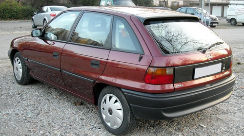 Maner usa stanga fata Opel Astra F 2000 Hatchback 1.6 Benzina