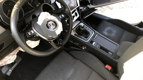 Maner usa stanga fata Volkswagen Passat B8 2017 variant 2.0 tdi CRL