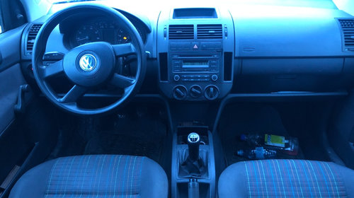 Maner usa stanga spate Volkswagen Polo 9N 2006 hatchback 1.2