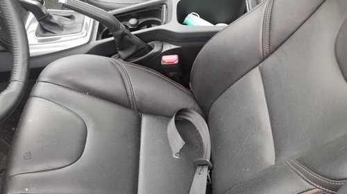 Maner usa stanga spate Volvo V40 2019 Hatchback 2.0 tdi