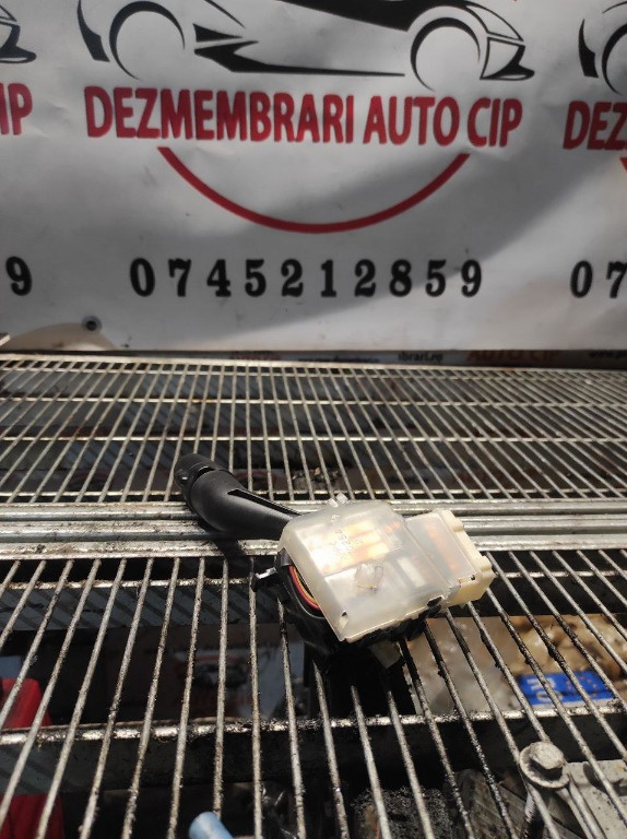 Maneta comutator stergator MAZDA 6 2004 cod17D254