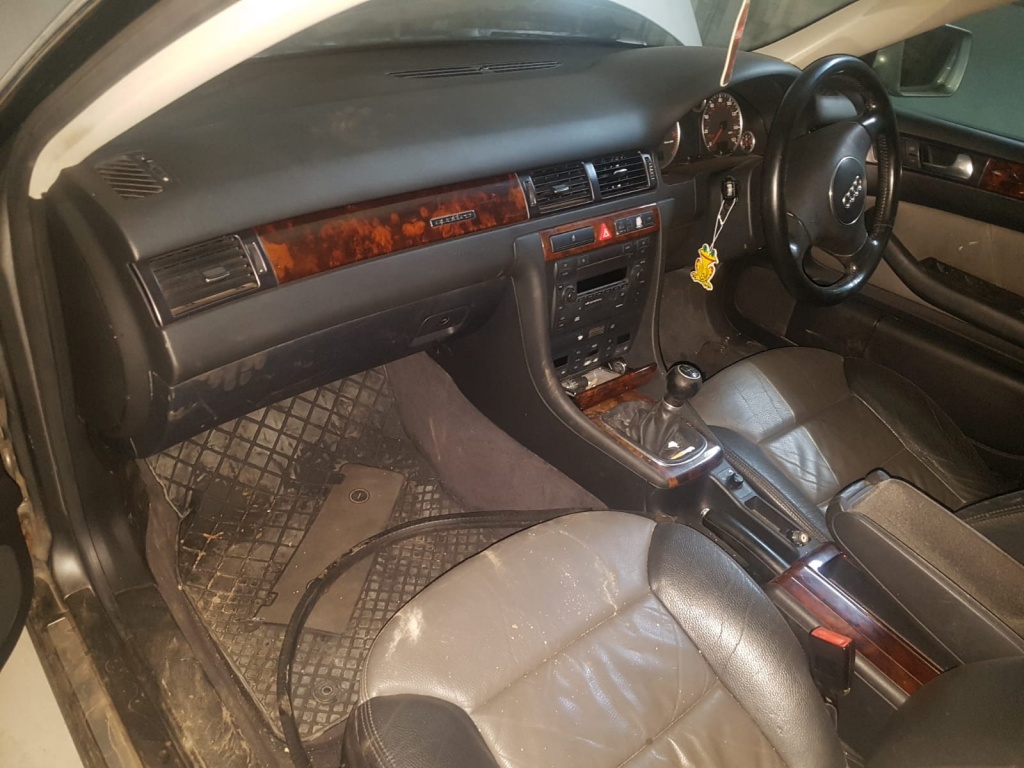 Maneta semnalizare Audi A6 C5 2004 COMBI