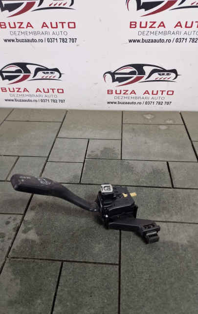 Maneta semnalizare Cod: 8P0953513E Audi A3 8P/8PA [facelift] [2004 - 2008]