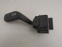 Maneta semnalizare MANETA SEMNALIZARE FORD FOCUS II 2007 OEM:17D940C. 17D940C Ford Focus