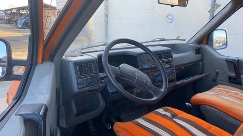 Maneta semnalizare Volkswagen TRANSPORTER 1995 duba 2400 diesel