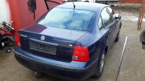 Maneta stergatoare VW Passat B5 1999 berlina 1.8