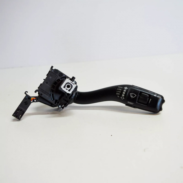 Maneta Stergator Audi A3 2012/04-2014/05 1.4 TFSI 90KW 122CP Cod 8P0953519E
