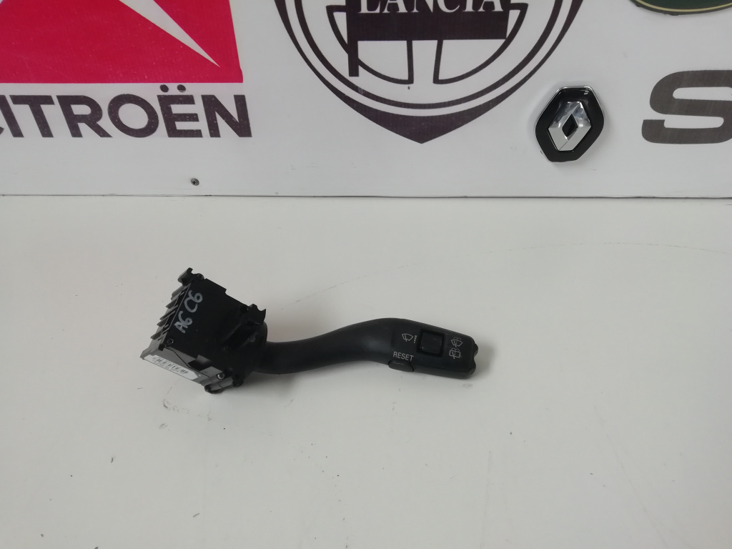 Maneta stergator Audi A6 C6 Combi Cod 4E0953503C