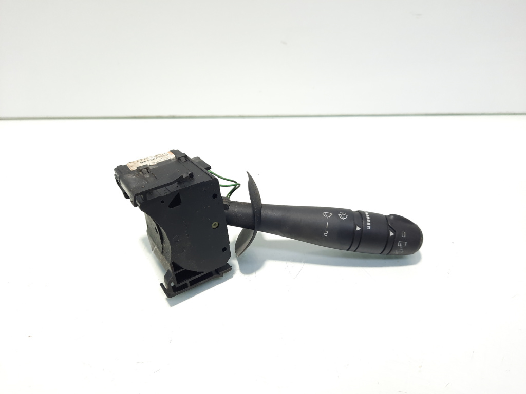 Maneta stergator, cod 8200420148, Renault Laguna 2 (idi:580972)