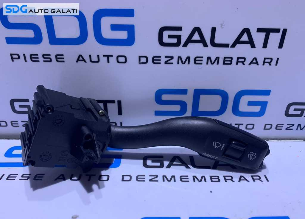 Maneta Stergator cu Computer Bord Audi A8 D3 2002 - 2010 Cod 4E0953503B[S0257]