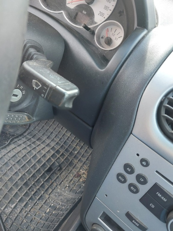 Maneta stergator Opel Corsa C 2006 1.3 C