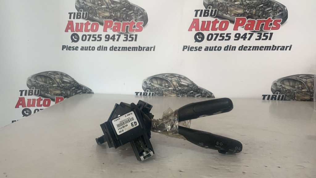 Maneta stergator + semnalizare , Audi A3 8P cod 8P0953519E / 8P0953513C