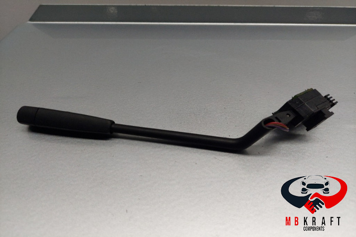 Maneta tempomat / cruise control A0085452524 A 008 545 25 24 Mercedes-Benz C-Class W203 [2000 - 2004] Sedan 4 - usi