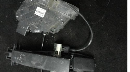 Mecanism inchidere dreapta fata Land Rover Fr