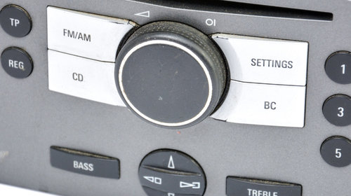 Media Player / Unitate CD / Casetofon CD Player,Mp3,Radio Opel ASTRA H 2004 - 2012 Motorina 13154304AZ, 7643103310, 8618001500