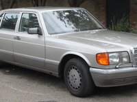 Mercedes 300D, an 1988, gri metalizat, 80 kw