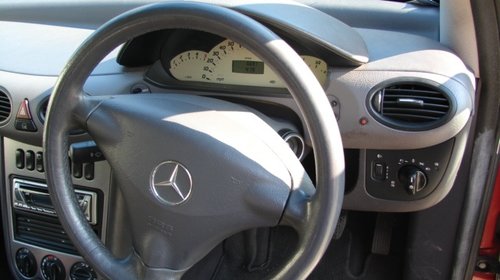 Mercedes A170 din 2001