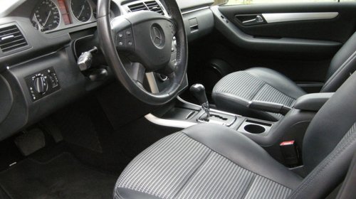 Mercedes B200 2.0 CDI - AN 2006 - 103 kw - pentru dezmembrat