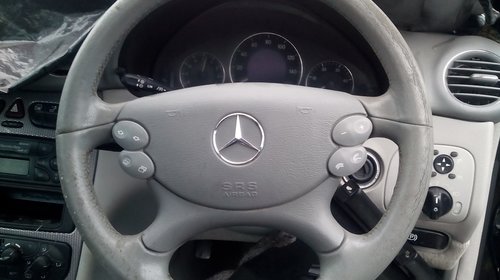 Mercedes Clk 270 CDI Coupe Culoare Neagra Avangarde Automat