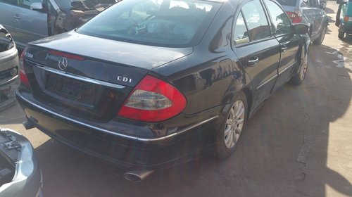 Mercedes e 280 cdi v 6 dezmembrez an 2008