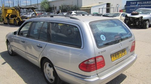 MERCEDES E Class w210 1999-2002.3,0 CDI