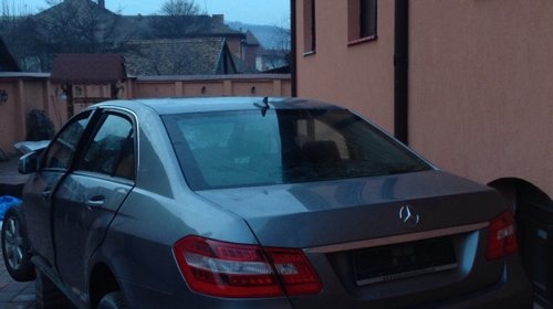 Mercedes E W212