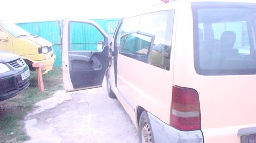 Mercedes Vito an 2002 motor 2.2 diesel