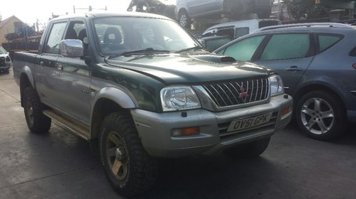 Mitsubishi L200 2003 2.5 diesel