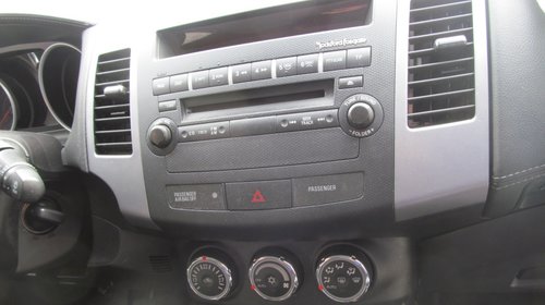 Mitsubishi Outlander din 2012