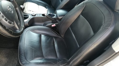 Mocheta podea interior Nissan Qashqai 2007 SUV 2.0 dCi