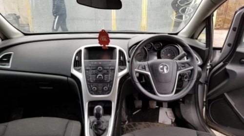 Mocheta podea interior Opel Astra J 2012 Hatchback 1.7