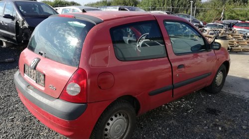 Mocheta podea interior Renault Clio 2002 Hatchback in 2 usi 1.5 dci