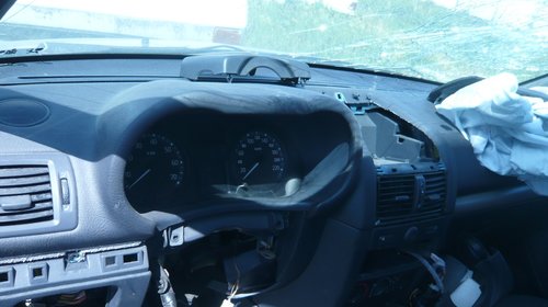 Mocheta podea interior Renault Clio 2003 hathback 1.5 dci