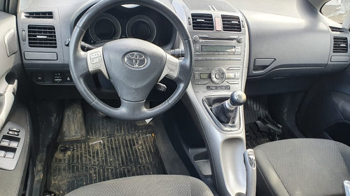 Mocheta podea interior Toyota Auris 2008 hatchback 2.2 d-cat