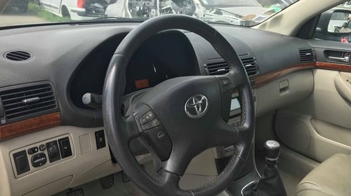 Mocheta podea interior Toyota Avensis 2007 COMBI 2.0 DIESEL