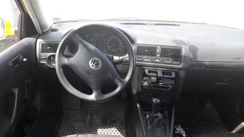 Mocheta podea interior VW Golf 4 2000 Hatchback 1.9 SDI