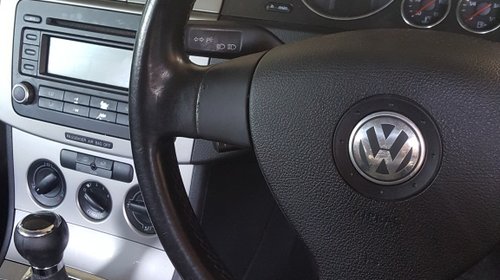 Mocheta podea interior VW Passat B6 2006 Break 1896