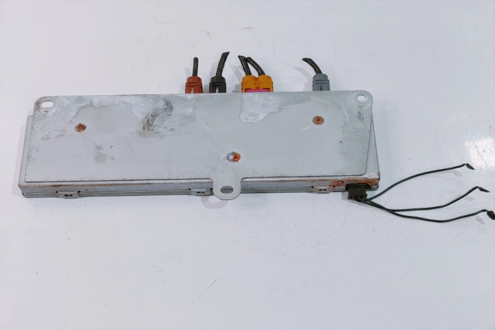 Modul Amplificator Antena 8E9035225P Aud