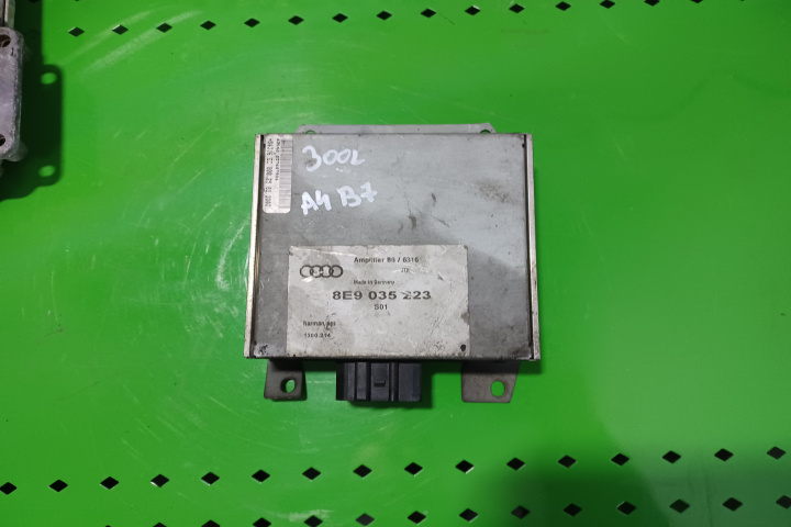 MODUL AMPLIFICATOR AUDIO 8E9035223 Audi A4 B7 [200