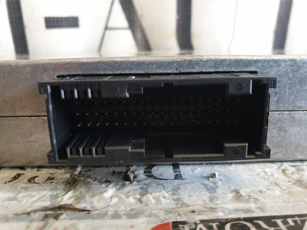 Modul bluetooth Audi A4 B6 cod piesa : 8