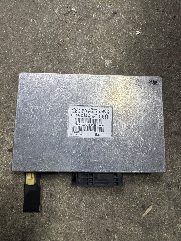 Modul bluetooth Audi A4 B7 cod 8P0862335D