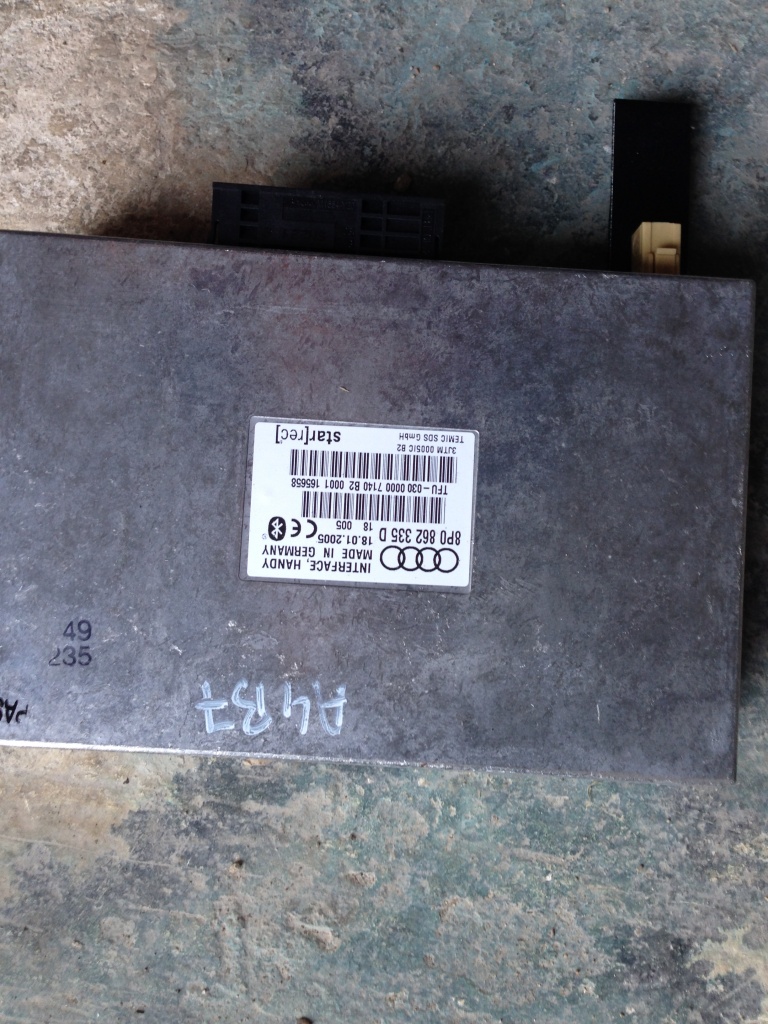 Modul bluetooth audi a4 b7 cod 8P0862335D
