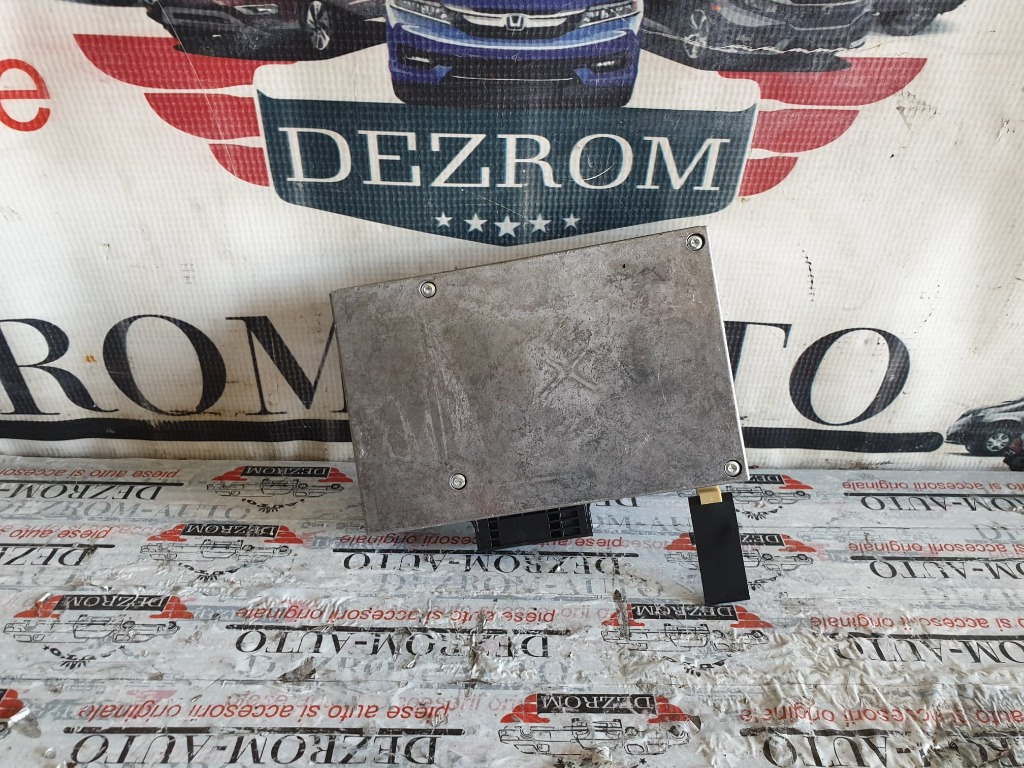 Modul bluetooth Audi A4 B7 cod piesa : 8