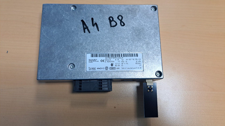 Modul bluetooth Audi A4 B8 cod 4E0862335 4E0910336M